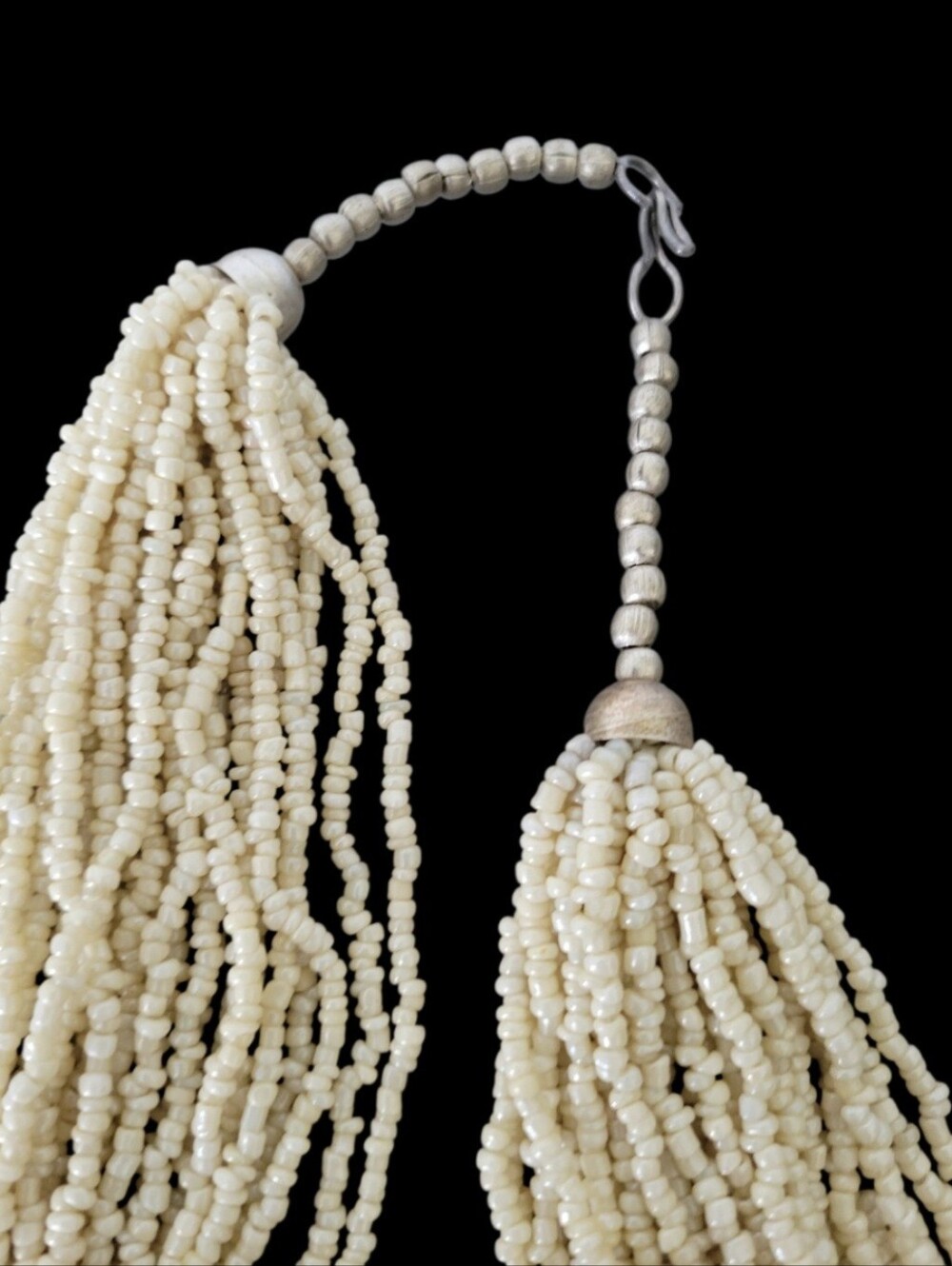 Vintage Multi-Strand Bone Colored Seed Bead Necklace - Excellent Condition - Picture 3 of 4